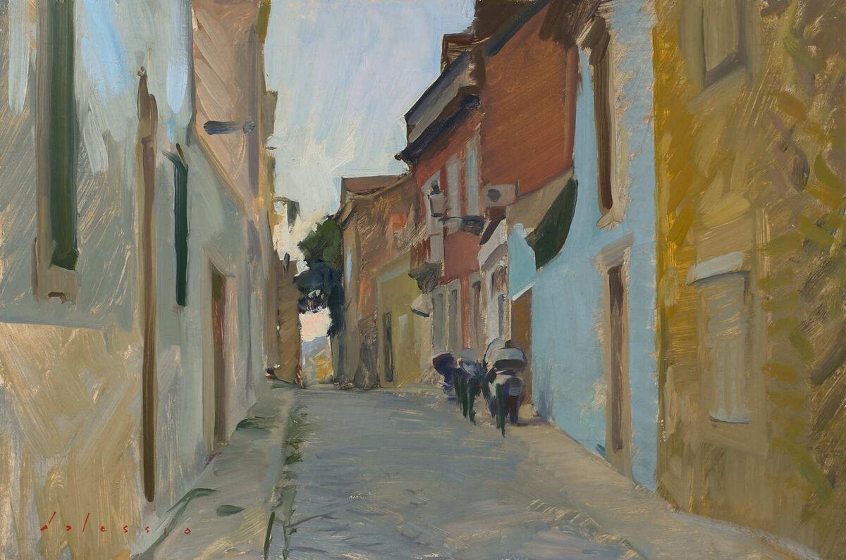 „Lisbon Alley“, realistisches Pleinair-Ölgemälde einer Portugaler Straße mit Motorrad