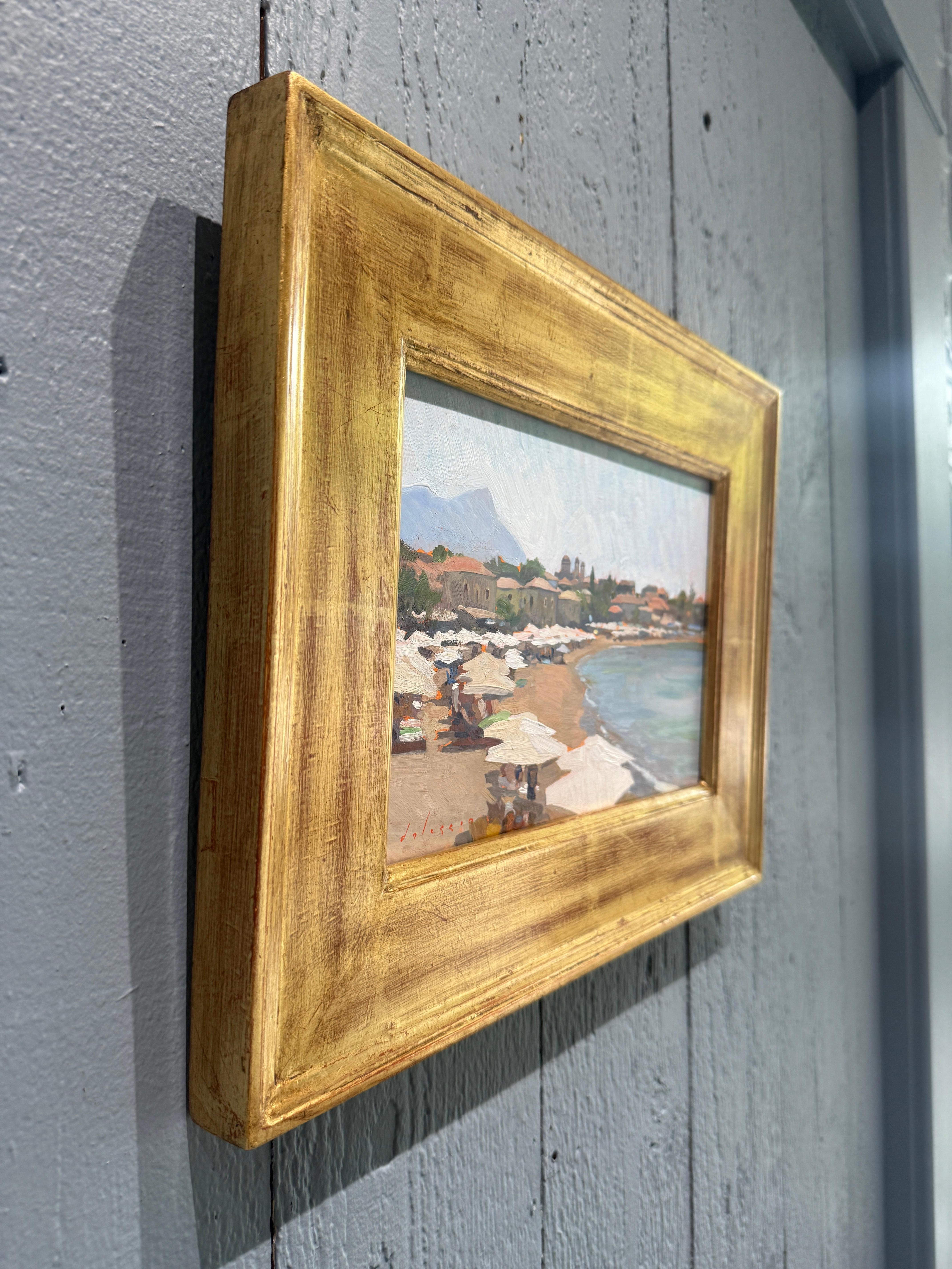 « La plage de Stoupa », peinture à l'huile, parapluies blanches en Grèce, mer méditerranéenne en vente 9