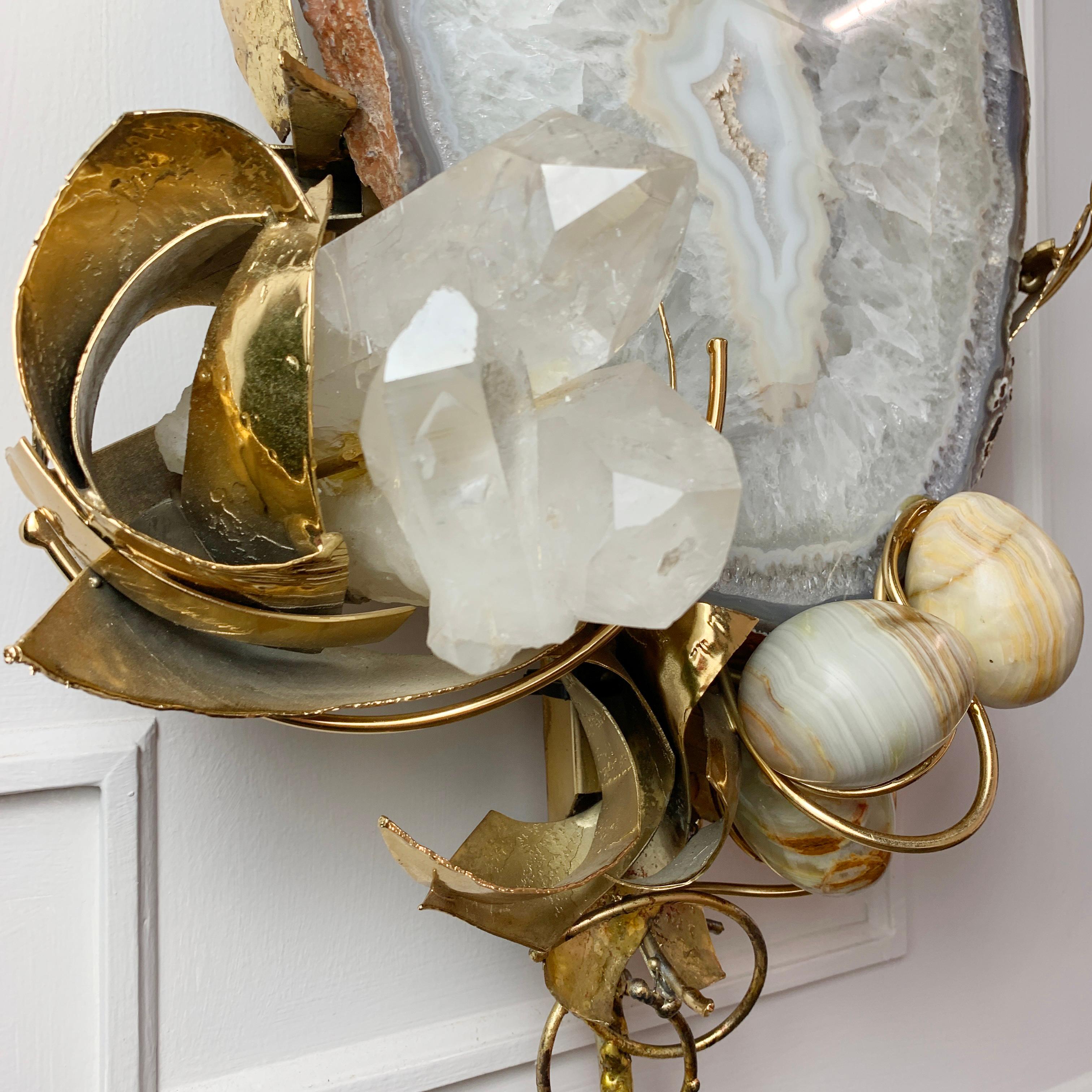 Marc d'Haenens Signierte beleuchtete Wandskulptur-Leuchte aus Goldachat, signiert im Angebot 2
