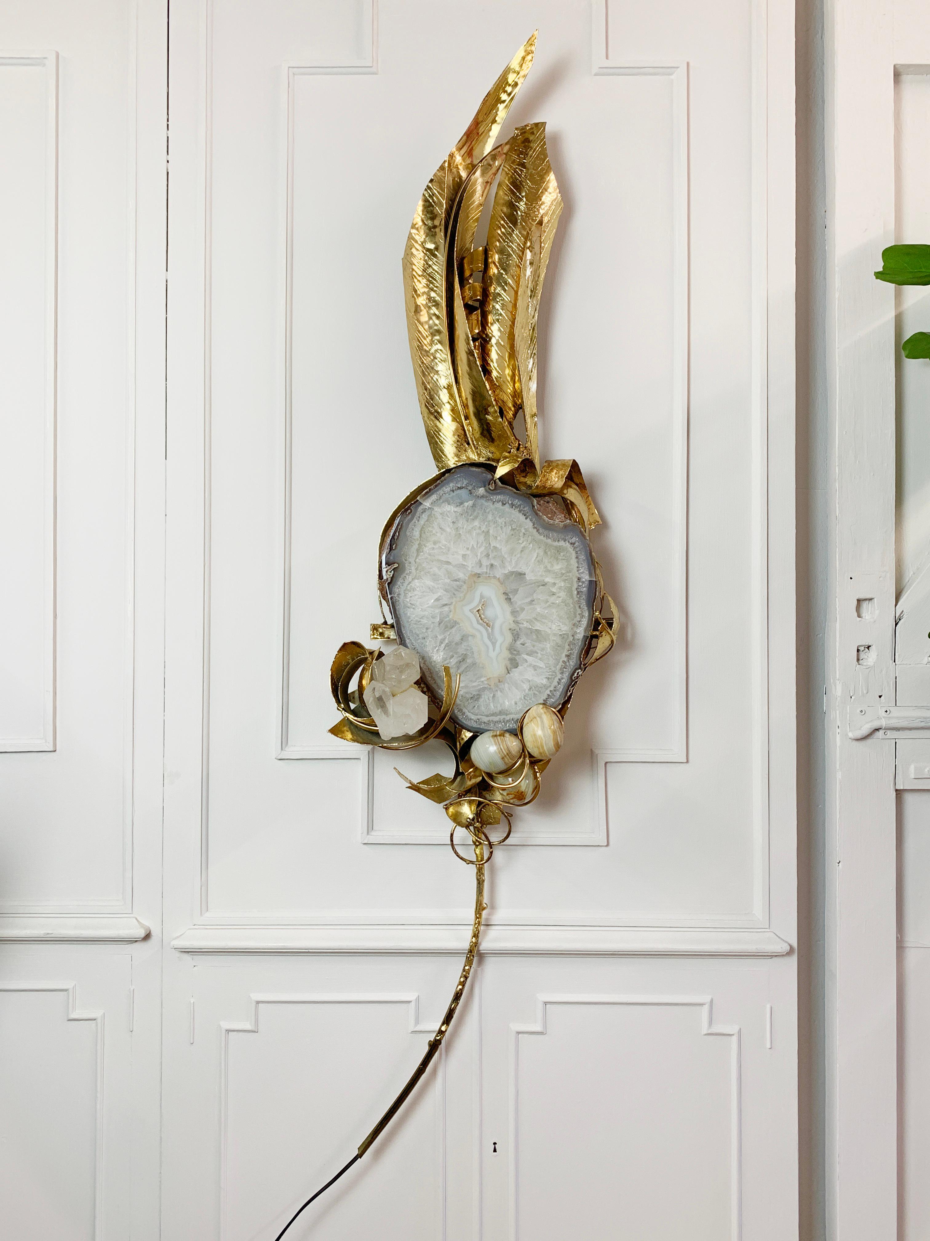 Marc d'Haenens Signierte beleuchtete Wandskulptur-Leuchte aus Goldachat, signiert im Angebot 4