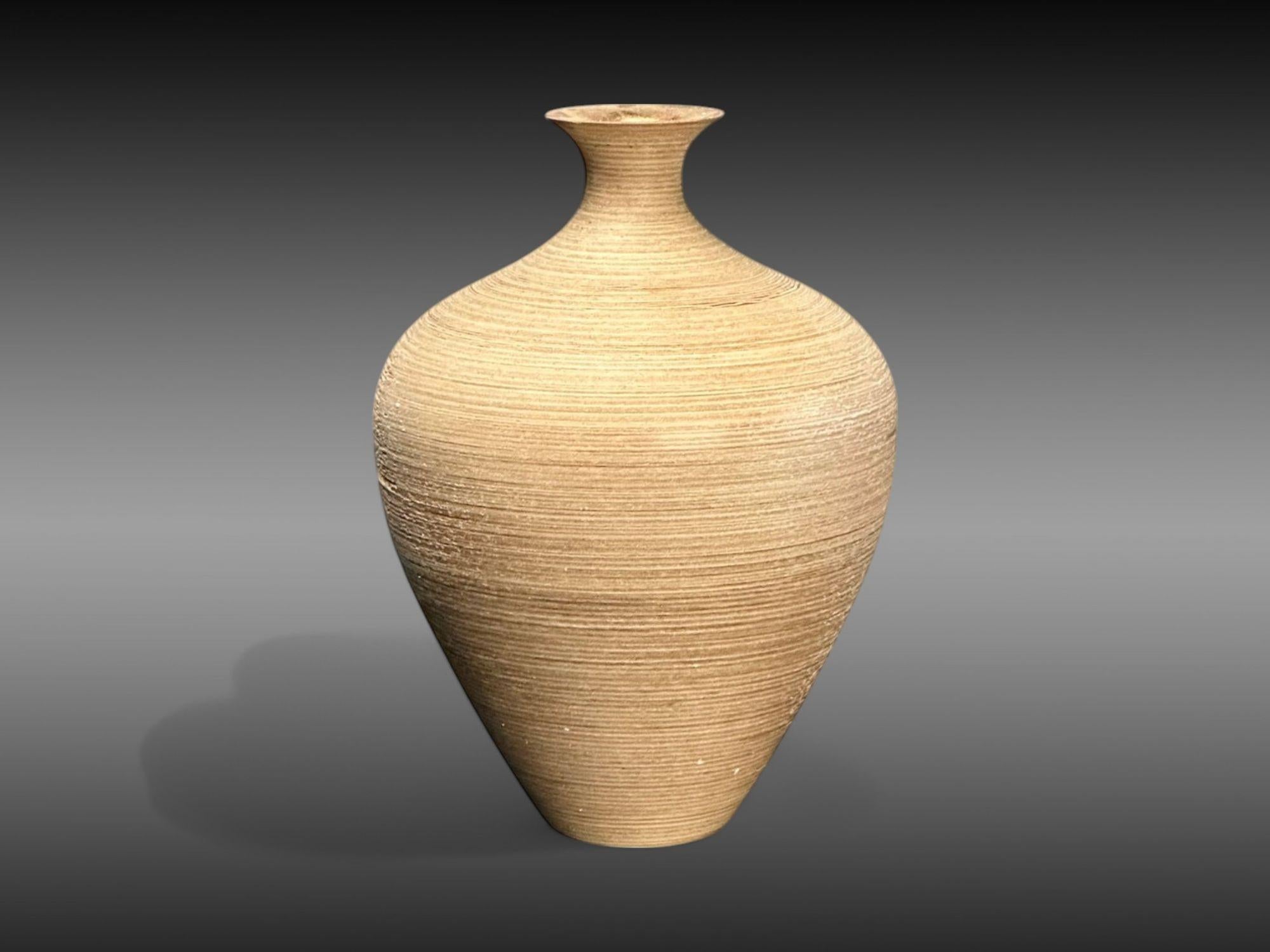 Marc Fish, Contemporaneo, Frassino, Foglia d'oro rosa, Tre vasi trittici, Regno Unito, 21° sec. in vendita 6