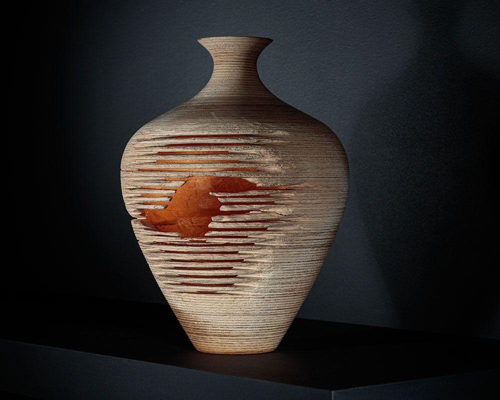 Marc Fish, Contemporaneo, Frassino, Foglia d'oro rosa, Tre vasi trittici, Regno Unito, 21° sec. In condizioni deteriorate in vendita a Manhasset, NY