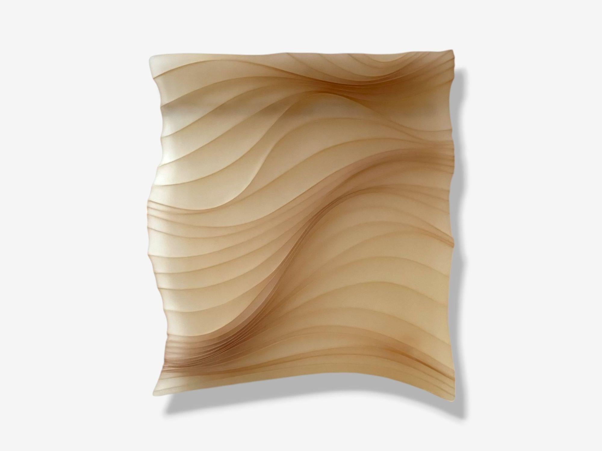Marc Fish, Zeitgenössisch, Ätherische Serie, Dekorative Wandkunst, Harz, UK. 21. C im Zustand „Gut“ im Angebot in Manhasset, NY