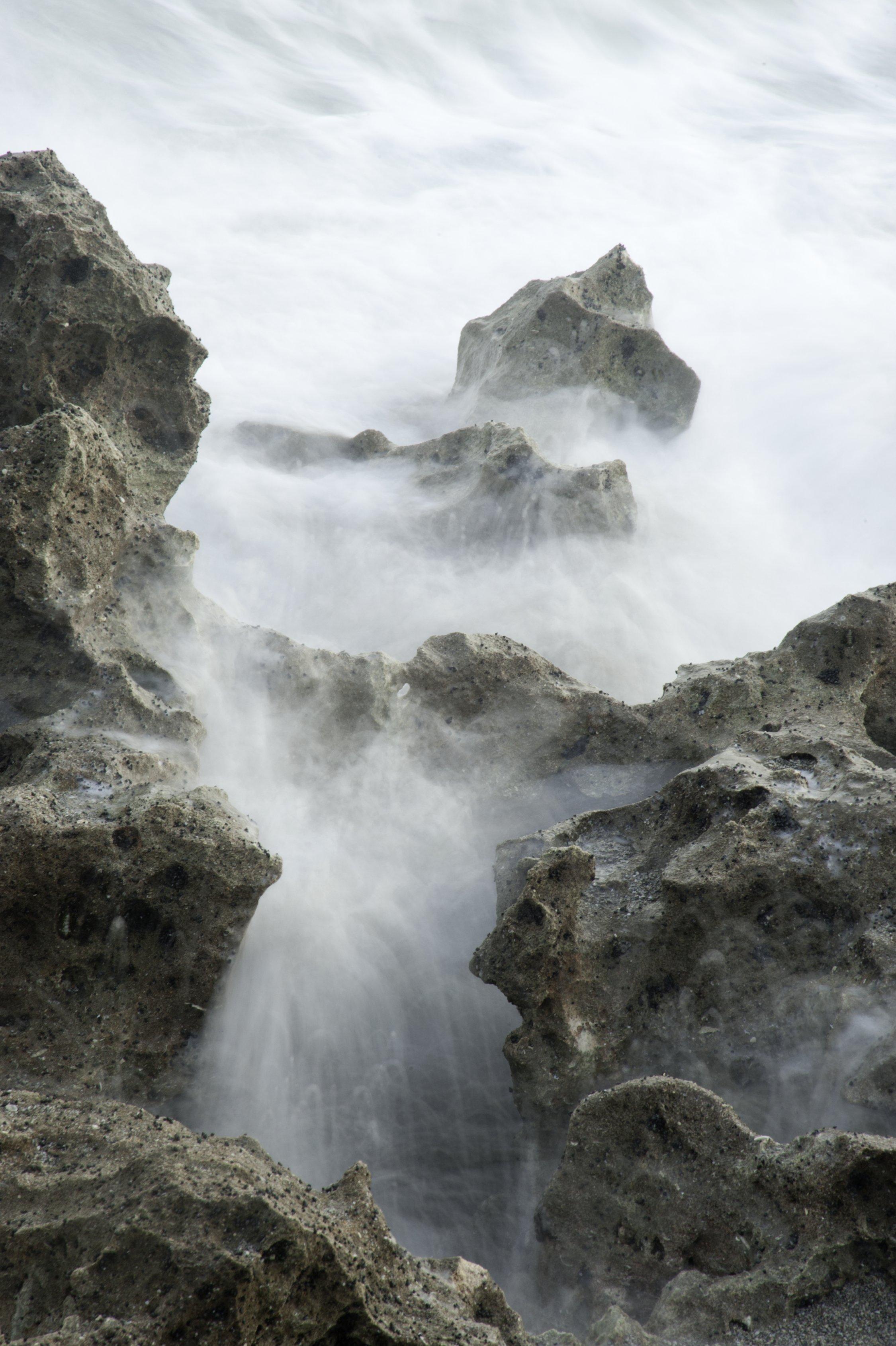 Marc Garrison Landscape Photograph – Blowing Rocks