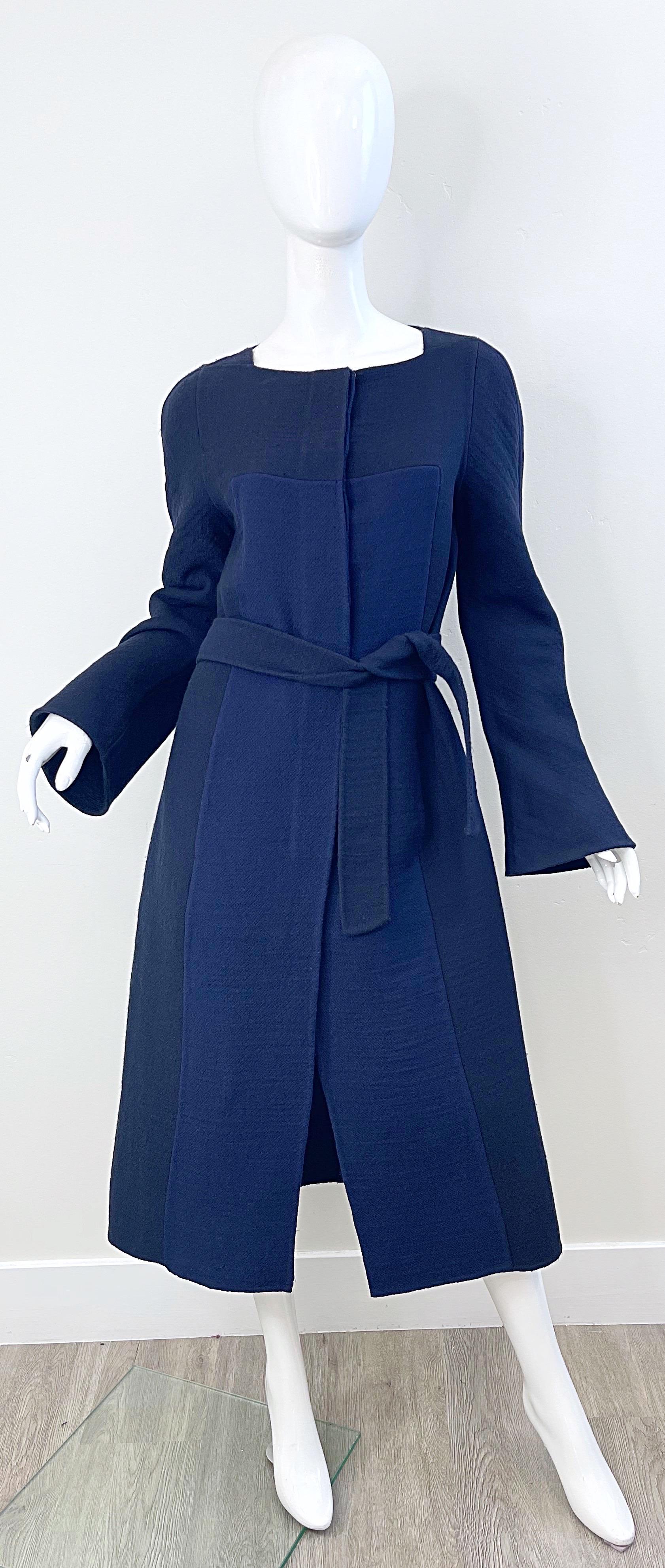 Marc Jacobs 2000s Size 8 Navy Blue Wool Belted Color Block Y2K Jacket Coat In Excellent Condition For Sale In San Diego, CA
