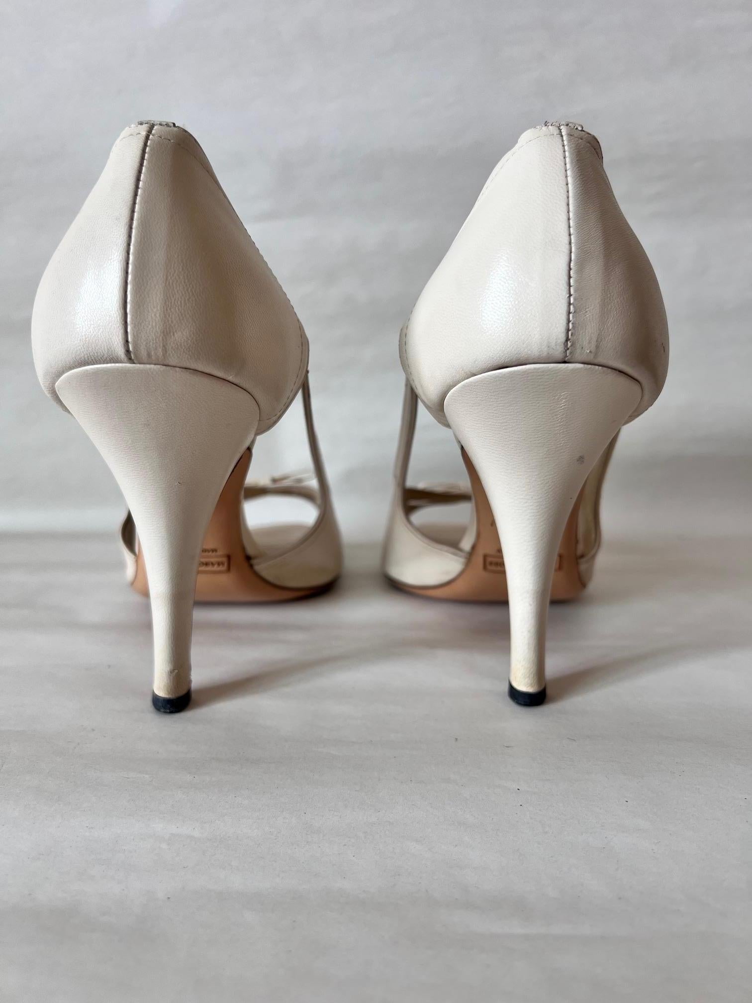 Marc Jacobs Beige leather cocktail open toe shoes with ribbon For Sale 2