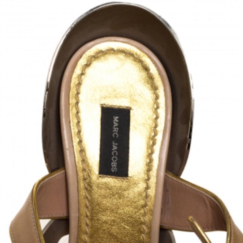 Marc Jacobs Beige Leather Piping Heart Wedge Ankle Strap Sandals Size 36.5 For Sale 1