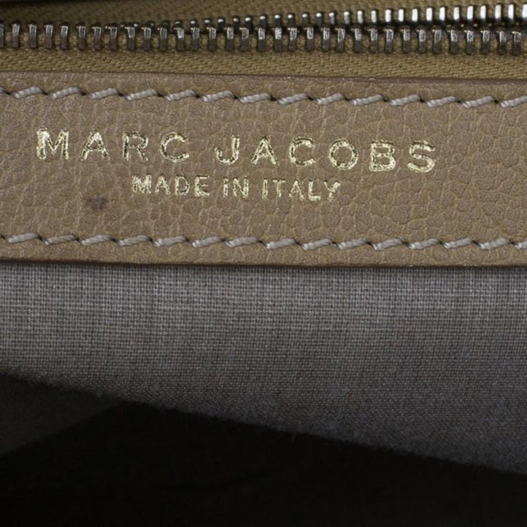 Marc Jacobs Beige Quilted Leather Stam Bag For Sale at 1stDibs