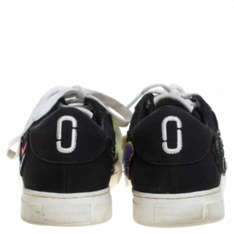 Marc Jacobs Black Canvas Patches And Embellished Low Top Sneakers Size 39 For Sale 2