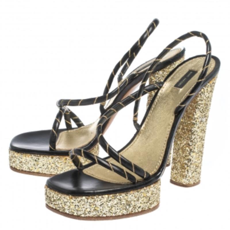 Marc Jacobs Black/Gold Leather Glitter Fabric Slingback Platform Sandals Size 40 (Sandales à semelles compensées en cuir et paillettes) Pour femmes en vente