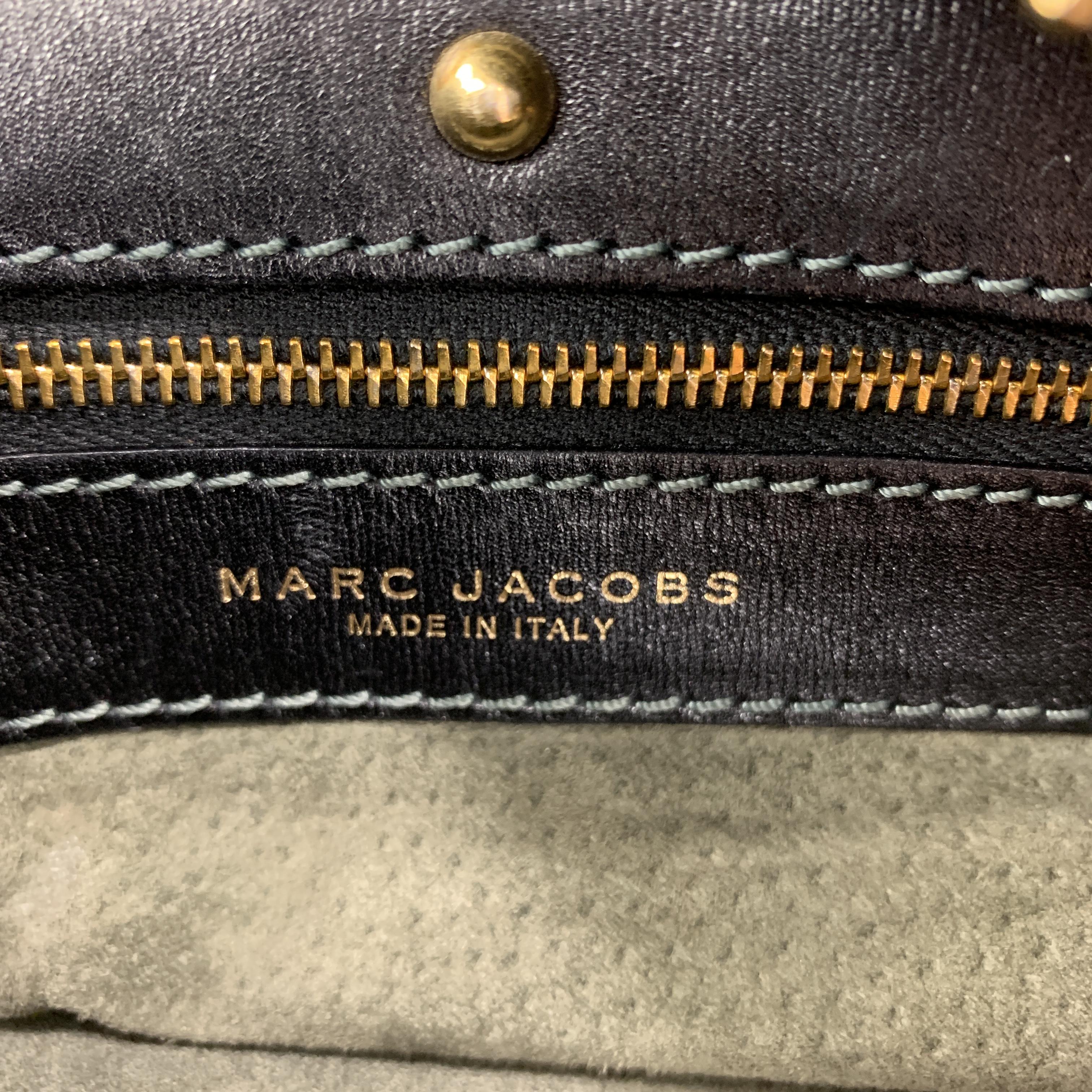 MARC JACOBS Black Leather Gold Tone Lock Zip Hobo Handbag 2
