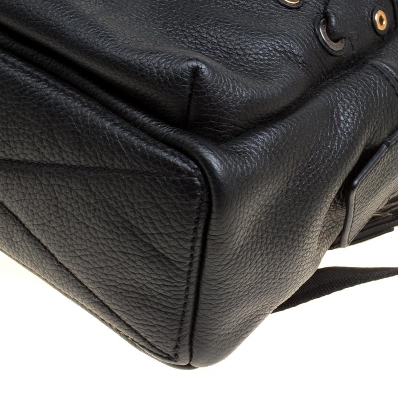 Marc Jacobs Black Leather Grommet Biker Backpack In Good Condition In Dubai, Al Qouz 2