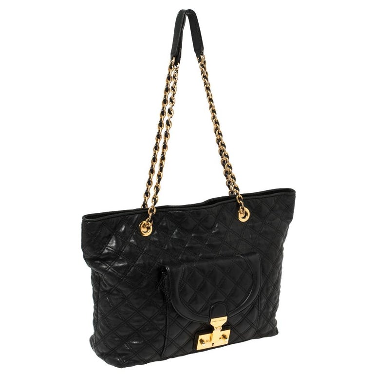 Marc Jacobs Black Leather Quilted Chain Tote at 1stDibs  marc jacobs  quilted tote, marc jacobs quilted bag with gold chain, marc jacobs black  quilted bag