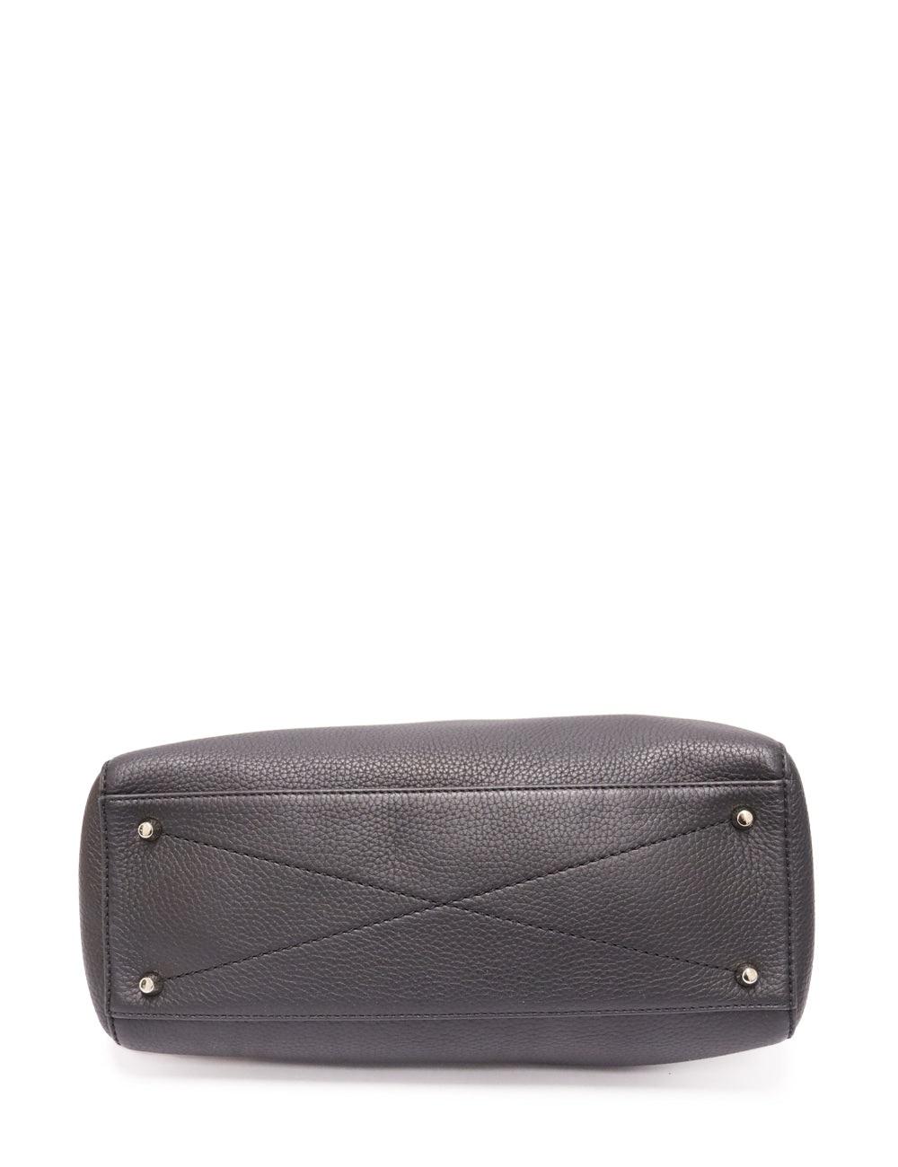 Marc Jacobs Black Leather Shoulder Bag In Good Condition In Amman, JO