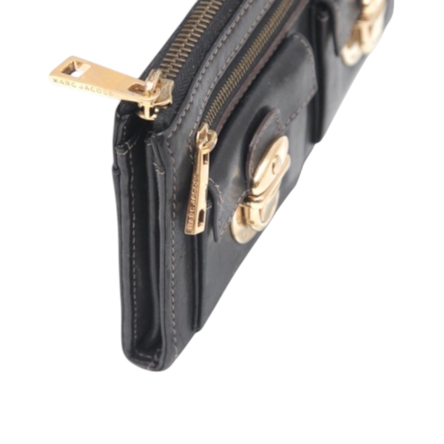 MARC JACOBS Black Leather Wallet Zipper GoldHW Bills Cards Pouch Clutch For Sale 1