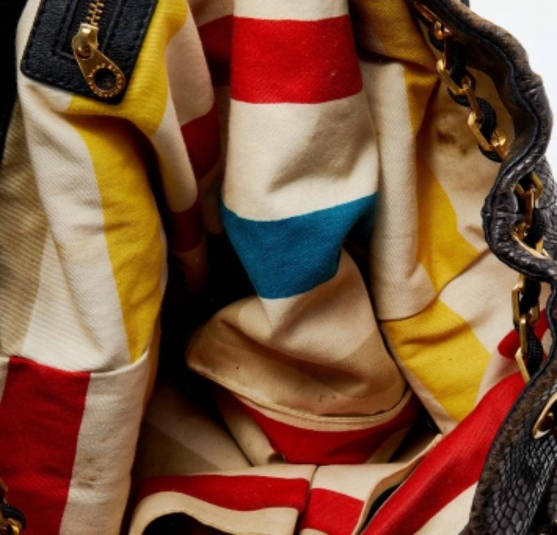 Marc Jacobs by marc by marc jacobs jacobs en cuir gaufré noir État moyen - En vente à Dubai, Al Qouz 2