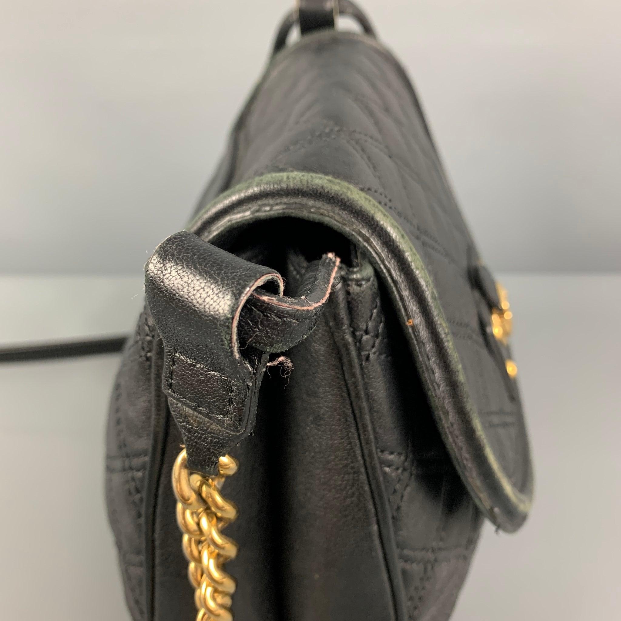 MARC JACOBS Black Quilted Leather Cross Body Handbag Bon état - En vente à San Francisco, CA