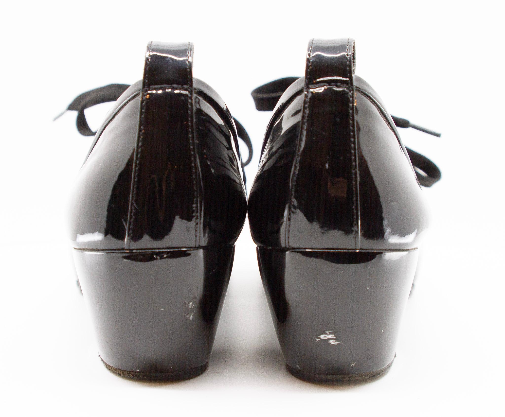 Les chaussures noires Marc Jacobs en vente 1