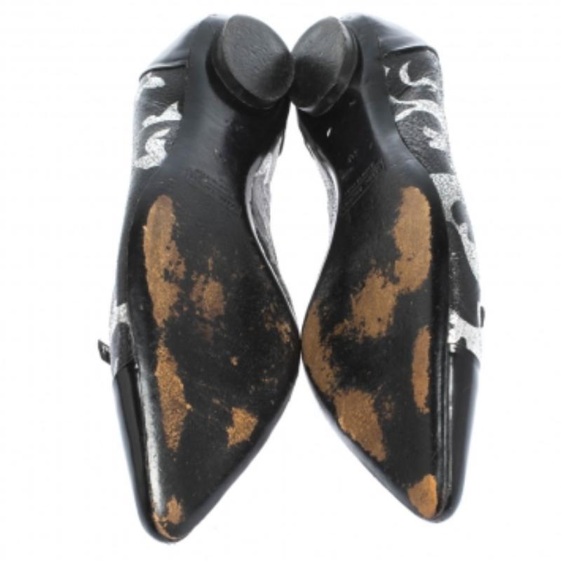 Noir Marc Jacobs Marc by marc jacobs en cuir et vernis avec nœud sur le bout des pieds Taille 40 en vente