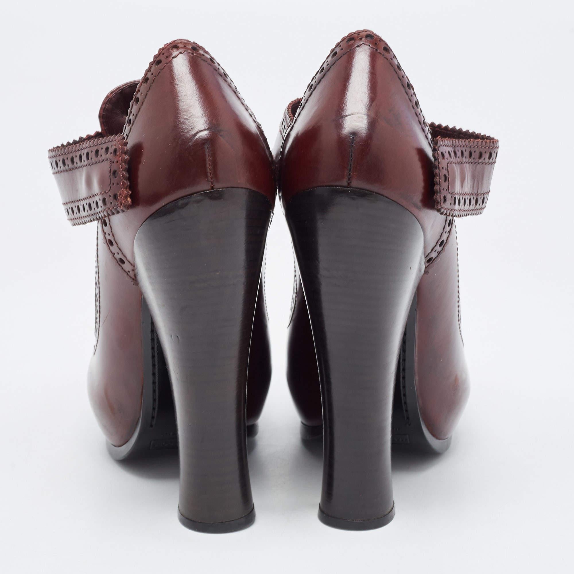 Women's Marc Jacobs Burgundy Leather Mary Jane Pumps Size 37