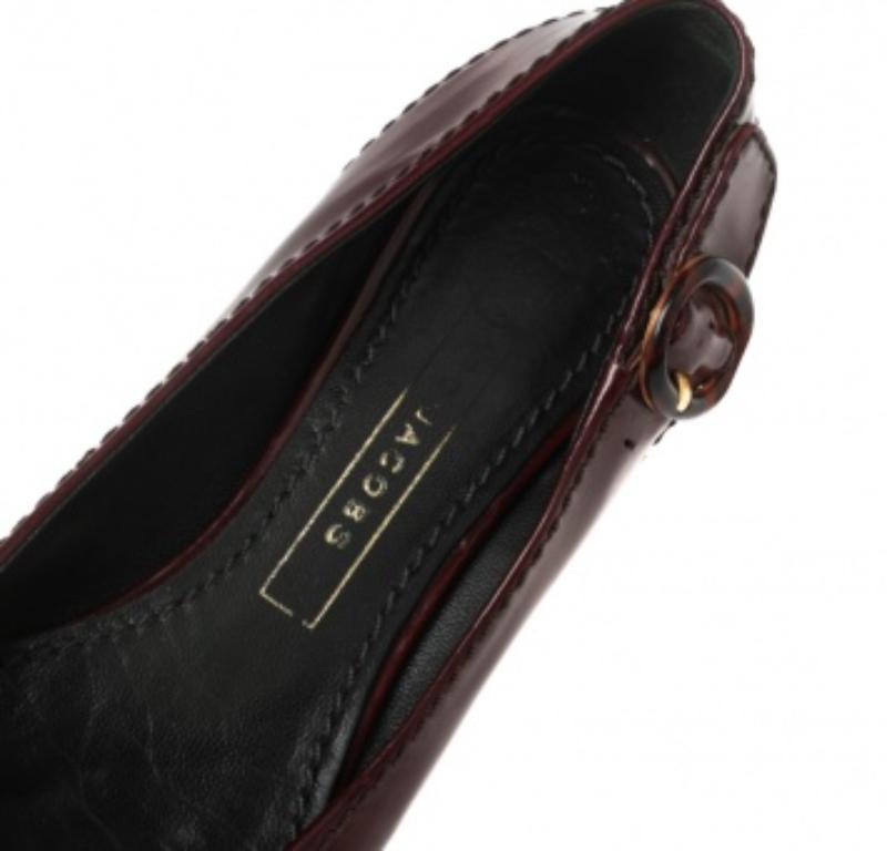 Marc Jacobs Burgundy Patent Ballet Flats Size 37 In Fair Condition For Sale In Dubai, Al Qouz 2