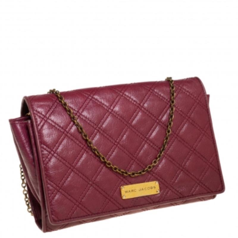 Marc Jacobs Burgundy Quilted Leather Flap Chain Clutch For Sale 1