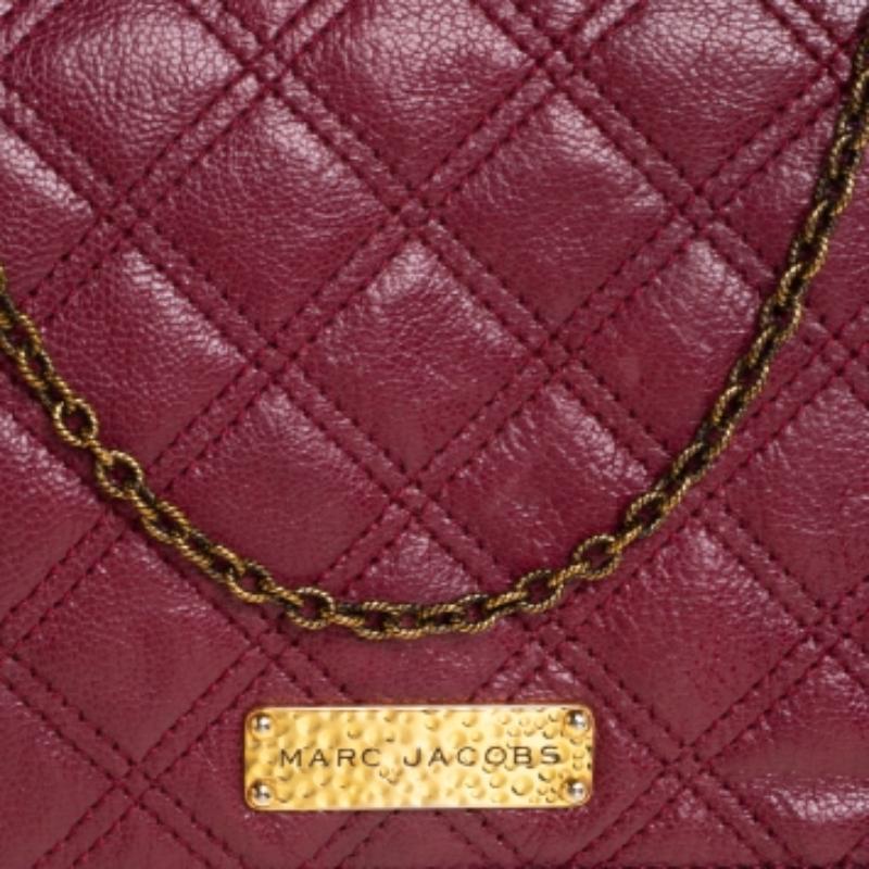 Marc Jacobs Burgundy Quilted Leather Flap Chain Clutch For Sale 3