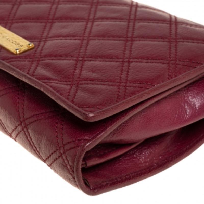 Marc Jacobs Burgundy Quilted Leather Flap Chain Clutch For Sale 4