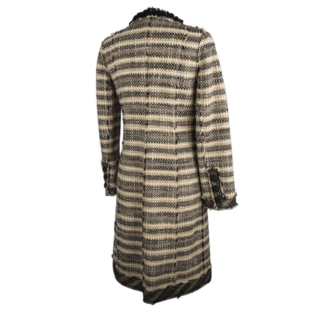 Marc Jacobs Coat Tweed w/ Embellished Details Polka Dot Lining 4  For Sale 6