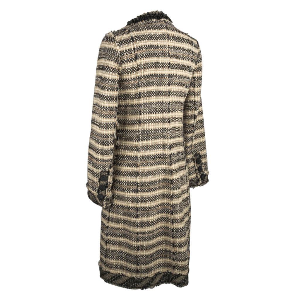 Marc Jacobs Coat Tweed w/ Embellished Details Polka Dot Lining 4  For Sale 8