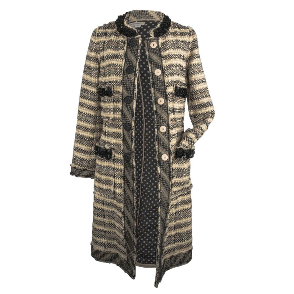 Marc Jacobs Coat Tweed w/ Embellished Details Polka Dot Lining 4  For Sale 1