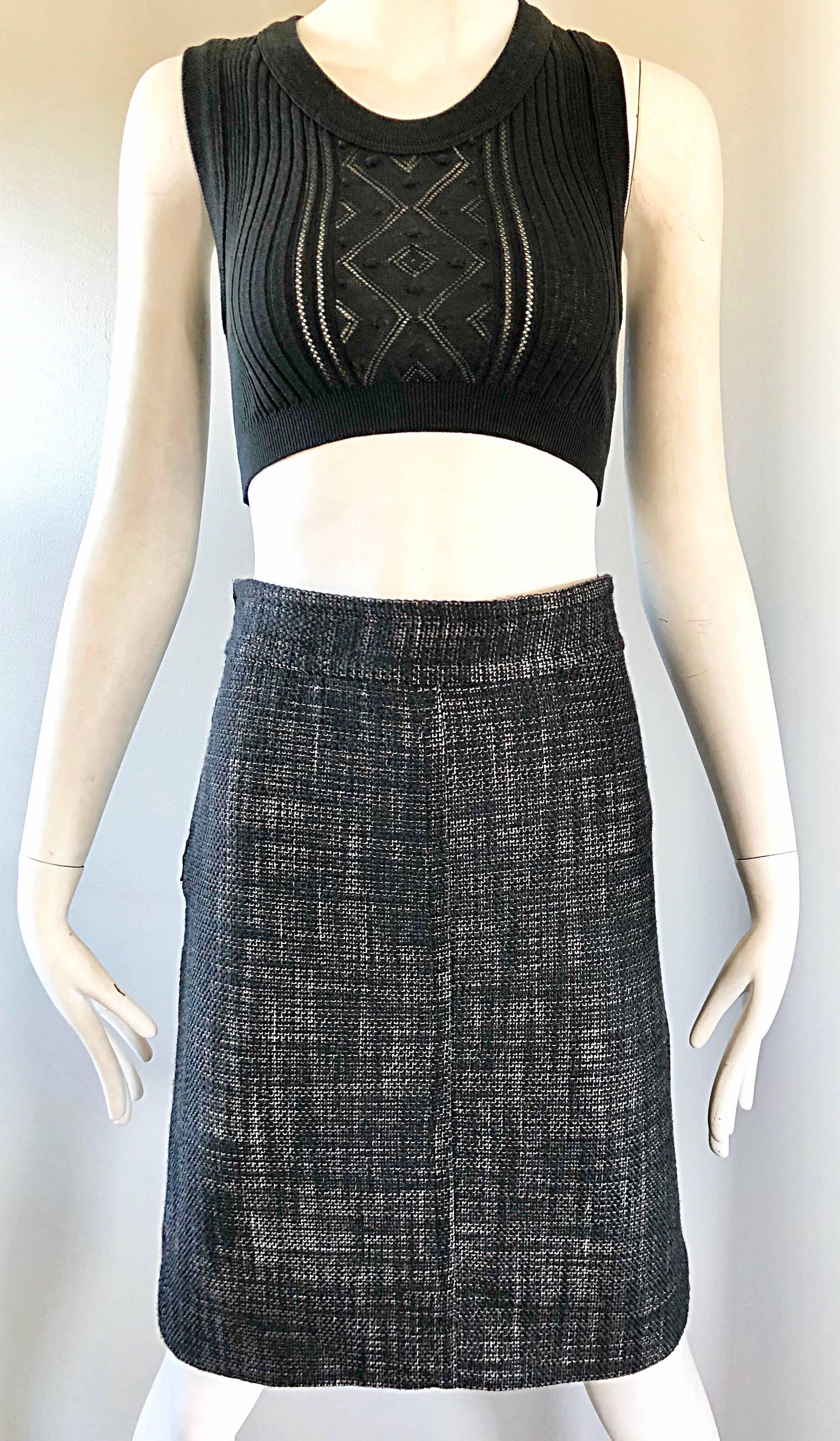 Women's Marc Jacobs Collection Black and White Size 4 / 6 Zipper Detail Pencil Skirt For Sale