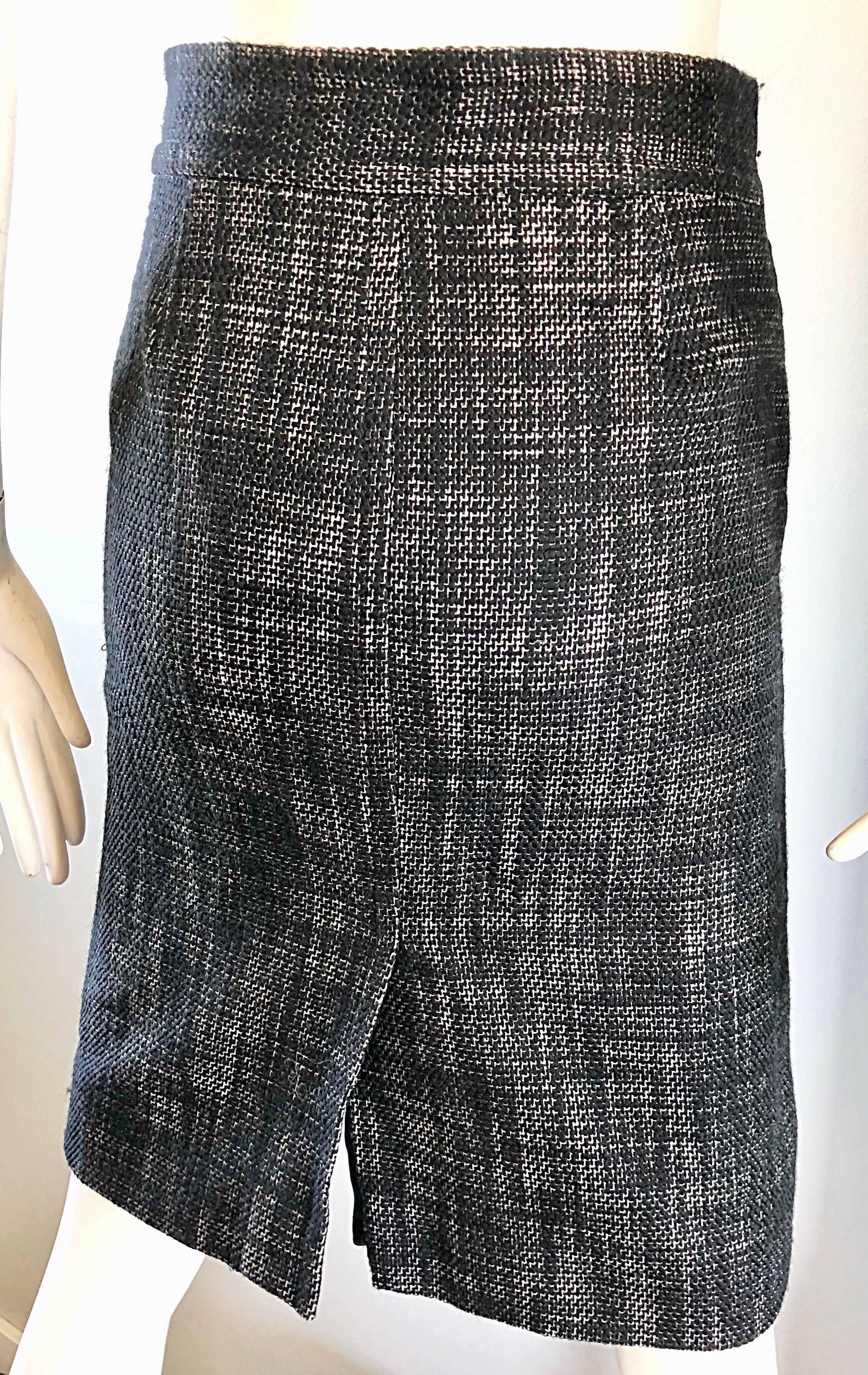 Marc Jacobs Collection Black and White Size 4 / 6 Zipper Detail Pencil Skirt For Sale 1
