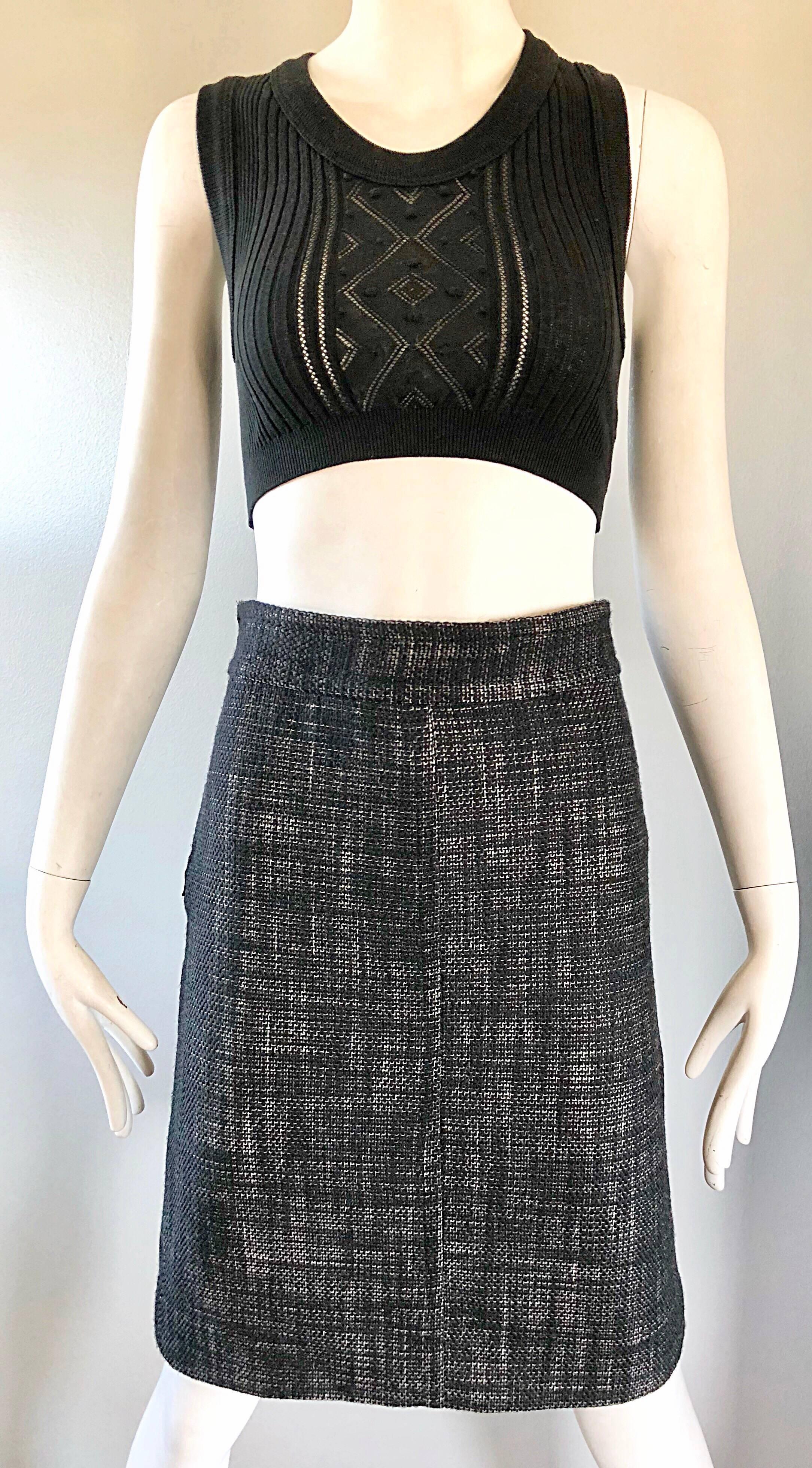 Marc Jacobs Collection Black and White Size 4 / 6 Zipper Detail Pencil Skirt For Sale 4