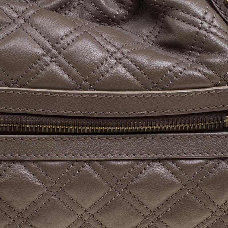 Women's Marc Jacobs Dark Beige Quilted Leather Stam Shoulder Bag