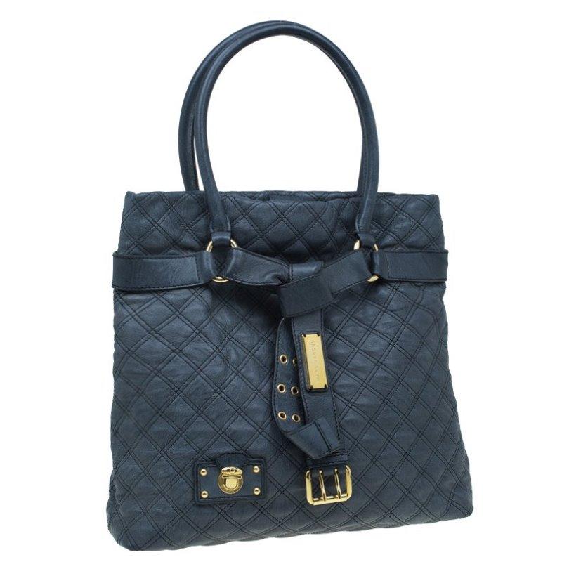 Marc Jacobs Dark Grey Quilted Leather Casey Double Stitch Tote In Excellent Condition In Dubai, Al Qouz 2