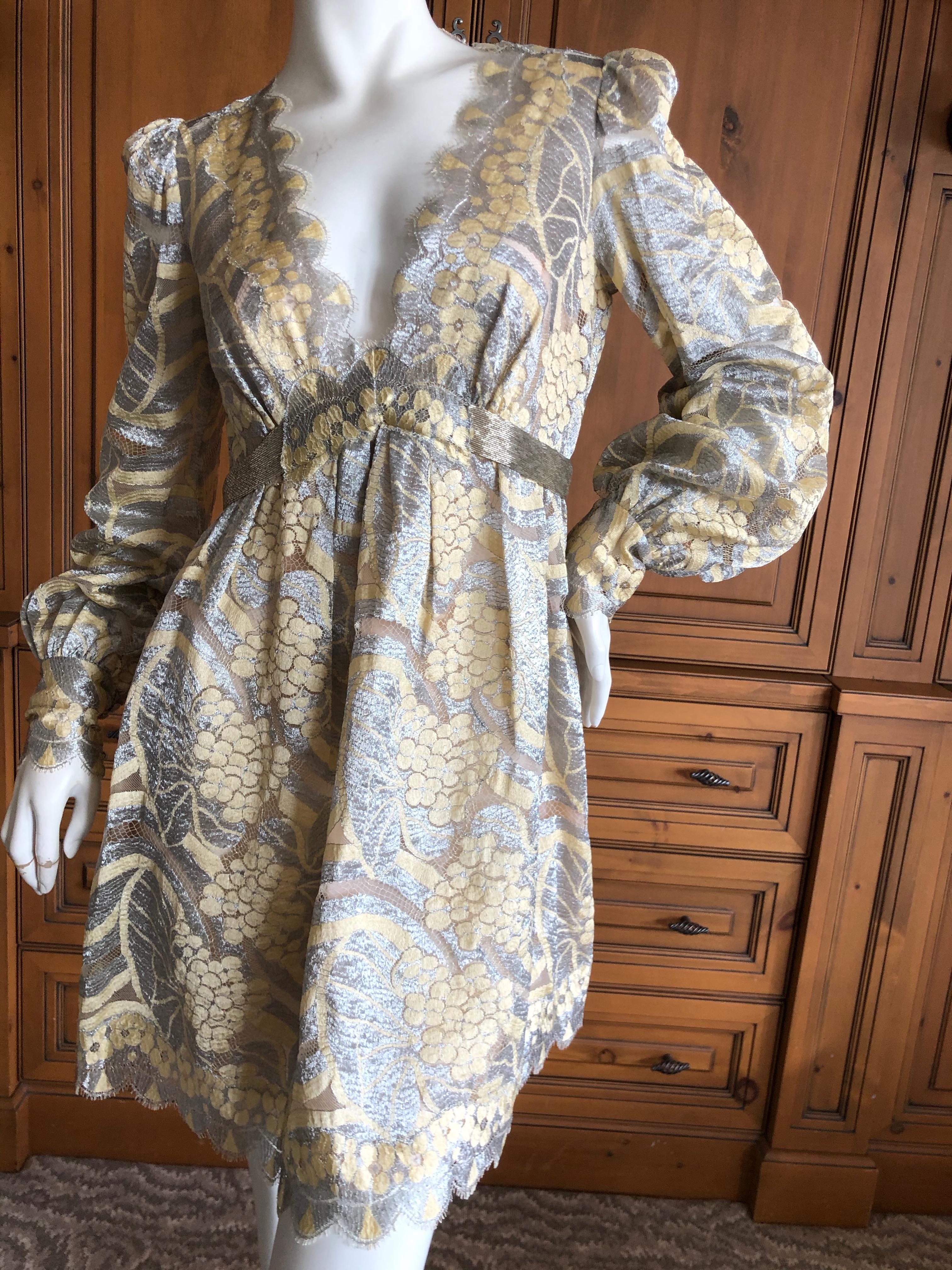 Marc Jacobs Elegant Vintage Gold & Silver Lace Scalloped Dress w Bugle Bead Belt In Excellent Condition For Sale In Cloverdale, CA