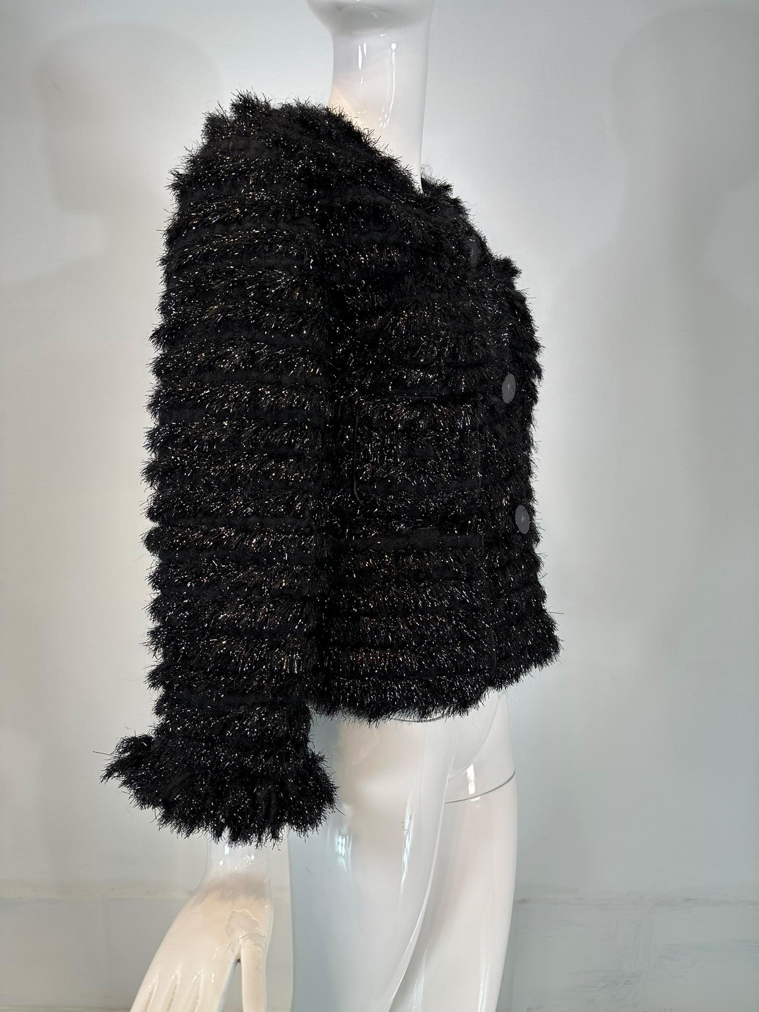 Marc Jacobs Giacca con bottoni in pelliccia sintetica glitterata nera e argento 10 In condizioni buone in vendita a West Palm Beach, FL