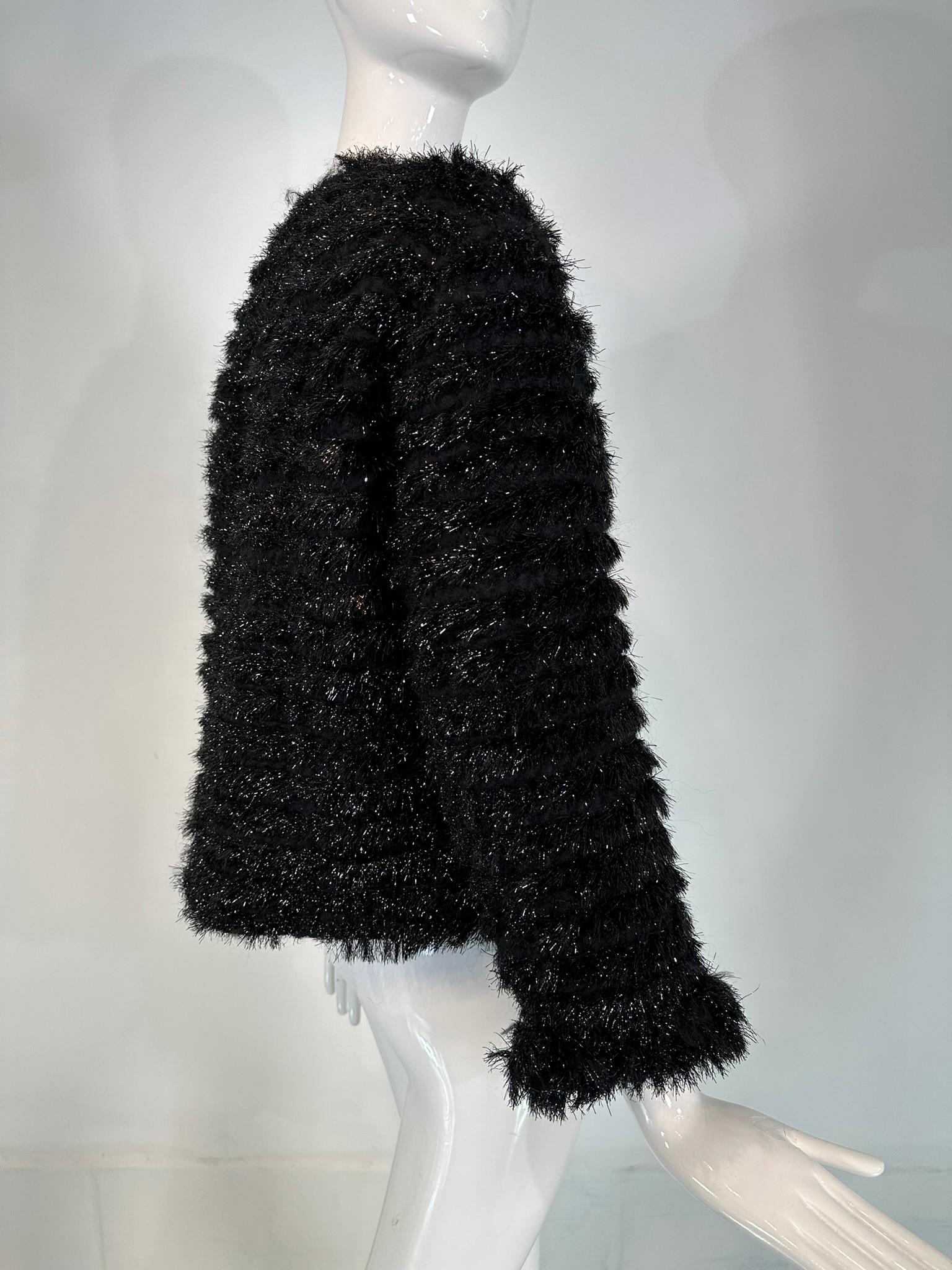 Donna Marc Jacobs Giacca con bottoni in pelliccia sintetica glitterata nera e argento 10 in vendita