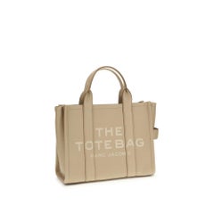 Borsa tote Marc Jacobs in pelle di vitello martellata — Beige