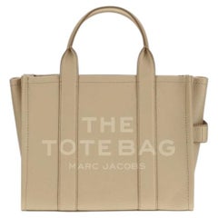 Borsa tote Marc Jacobs in pelle di vitello martellata — Beige