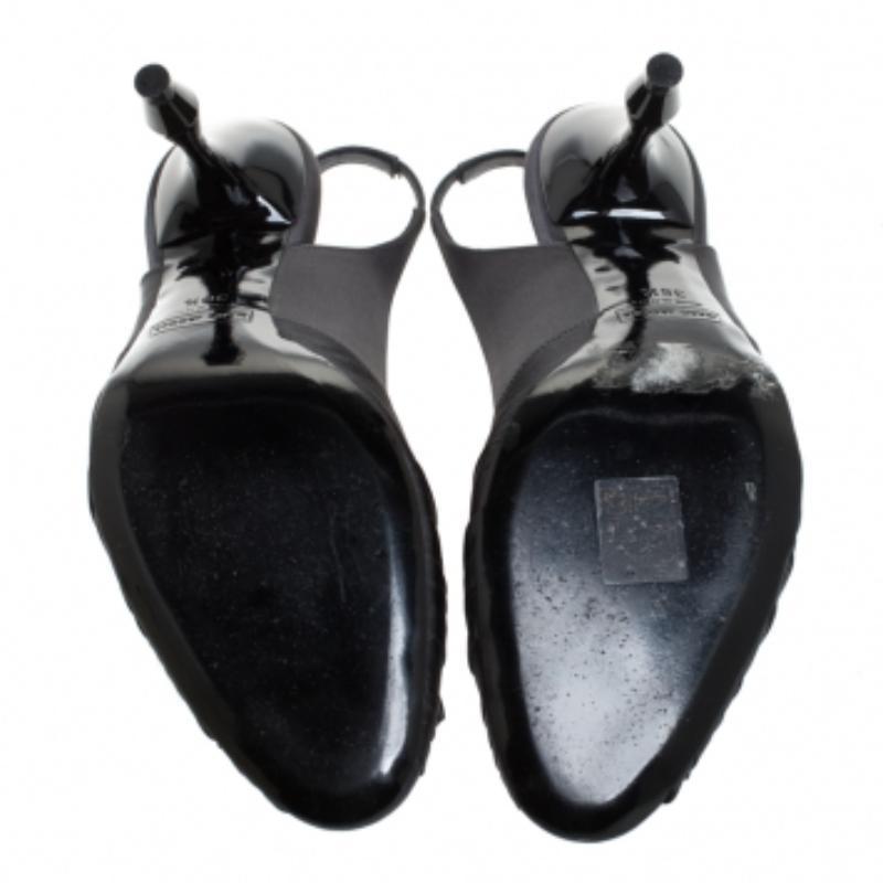 Marc Jacobs Graphite Satin Ruffle Rose Round Toe Slingback Sandals Size 36.5 im Angebot 2