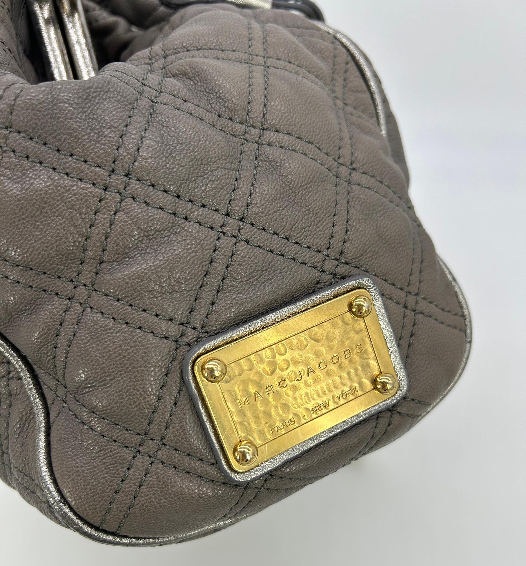 Marc Jacobs Gray Quilted Leather Gold Stam Bag For Sale 12
