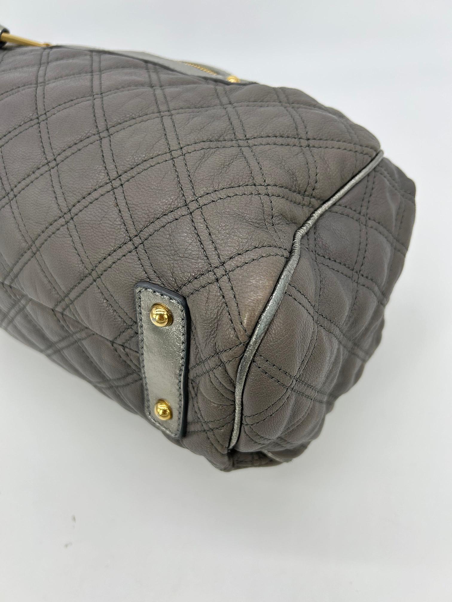 Women's Marc Jacobs Gray Quilted Leather Gold Stam Bag For Sale