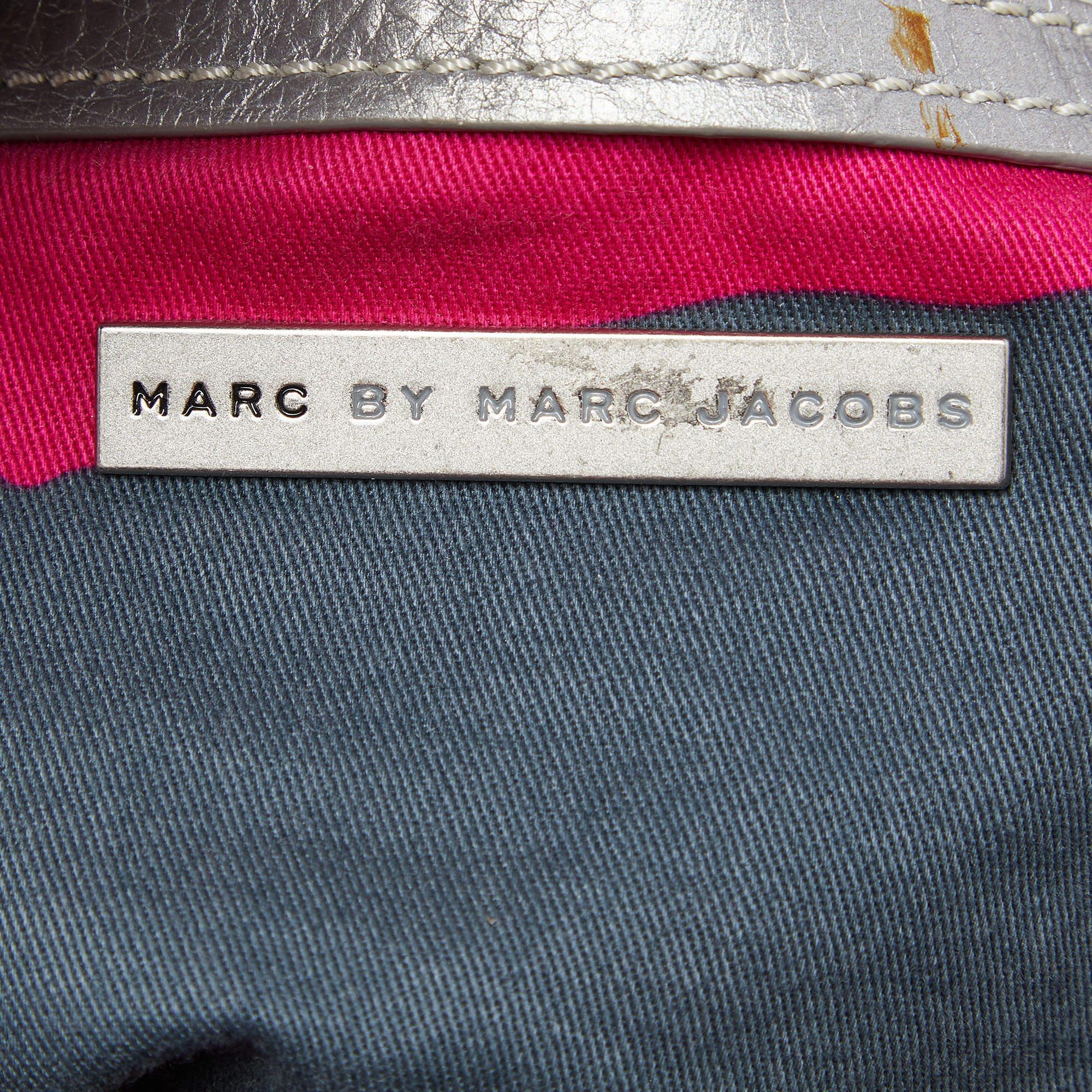 Marc Jacobs Grey Leather Studded Hobo For Sale 3
