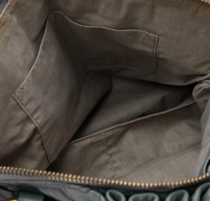 Marc Jacobs Borsa Cecilia in pelle trapuntata grigia In condizioni discrete in vendita a Dubai, Al Qouz 2