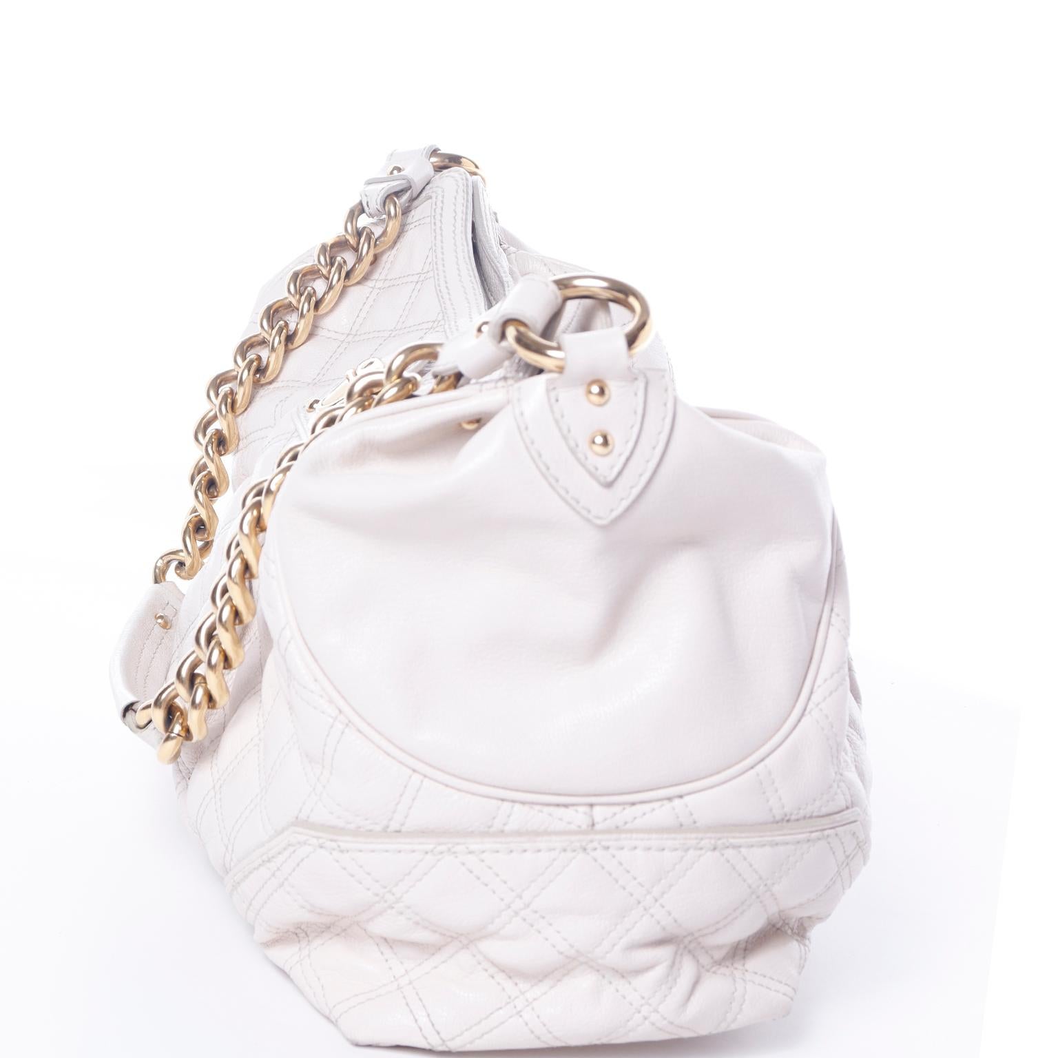 Gray Marc Jacobs Handbag Bone Quilted Leather Zip Top Hobo Bag With Gold Chain Strap For Sale