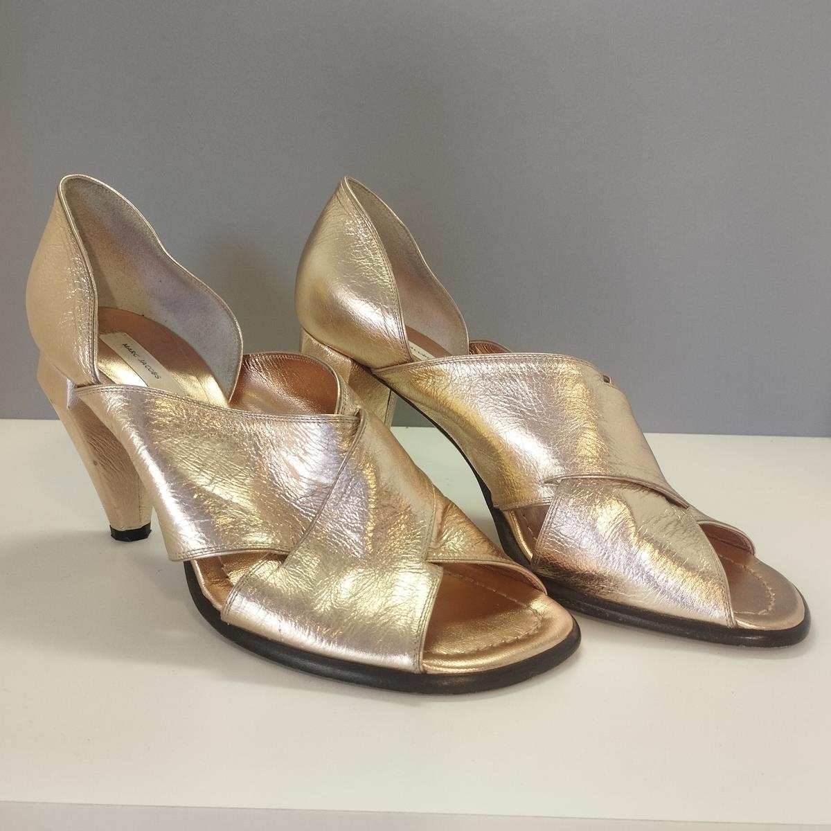 Marc Jacobs Leather Sandals IT 38.5 For Sale