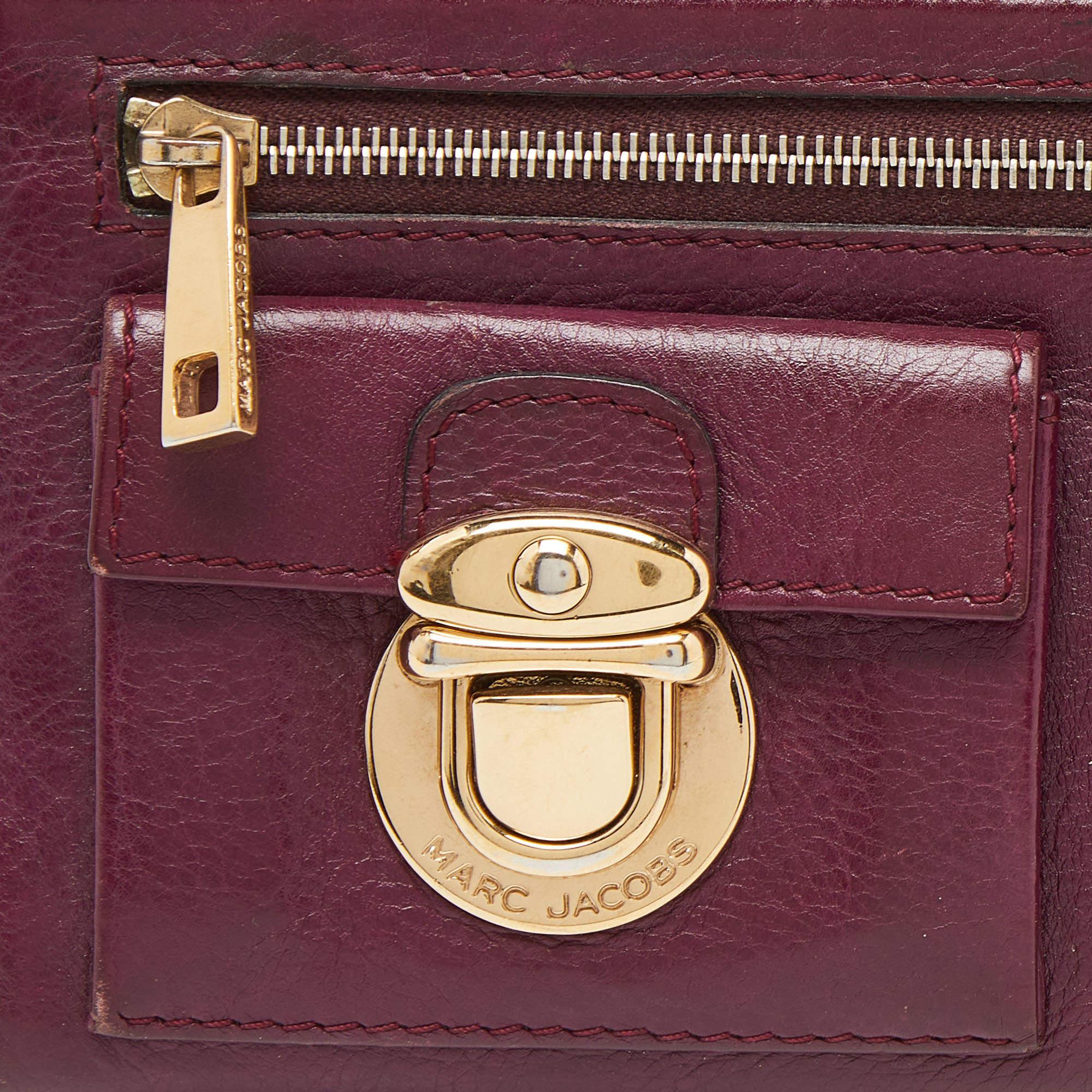 Women's Marc Jacobs Magenta Leather Zip Continental Wallet For Sale