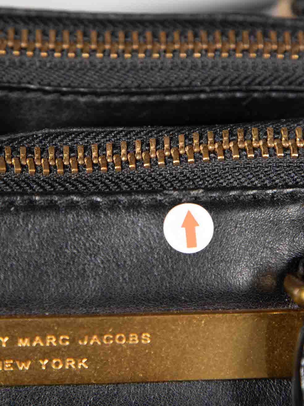 Marc Jacobs Marc By Marc Jacobs Black Leather Medium Handbag For Sale 3